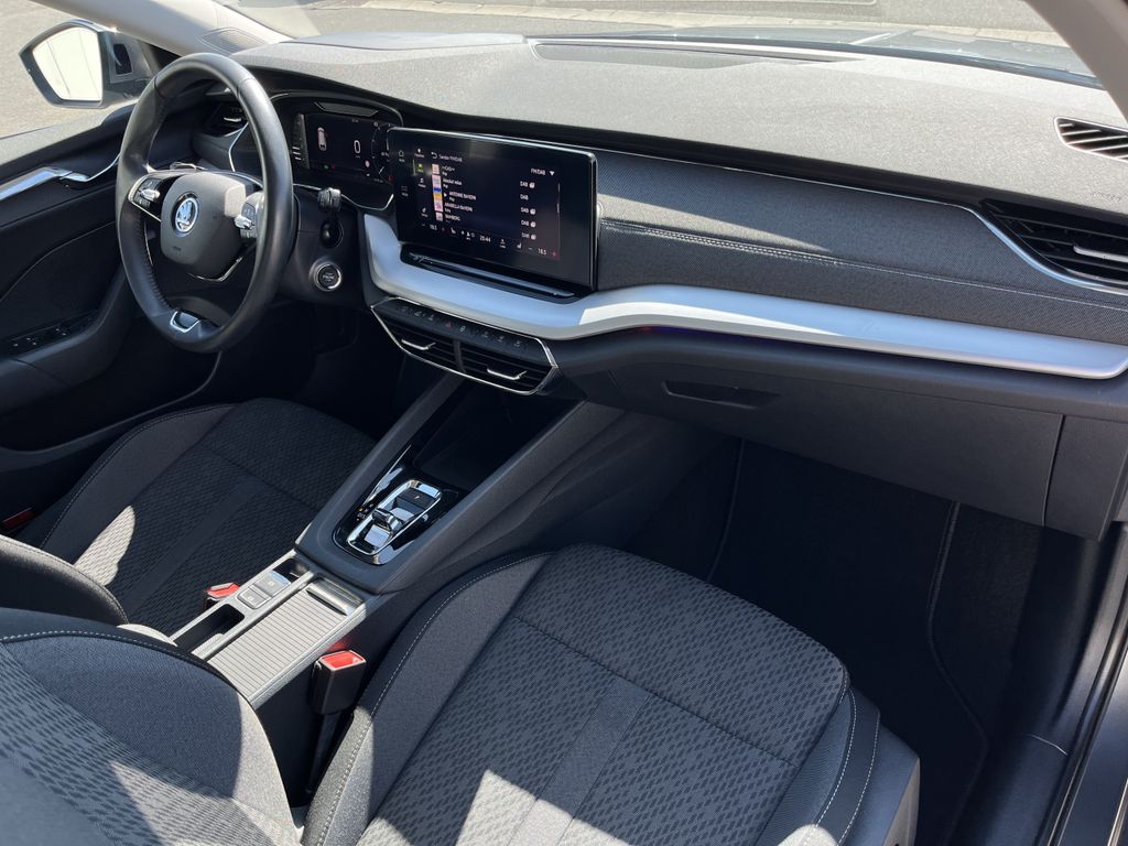 Skoda Octavia Combi 2.0 TDI DSG Style 14