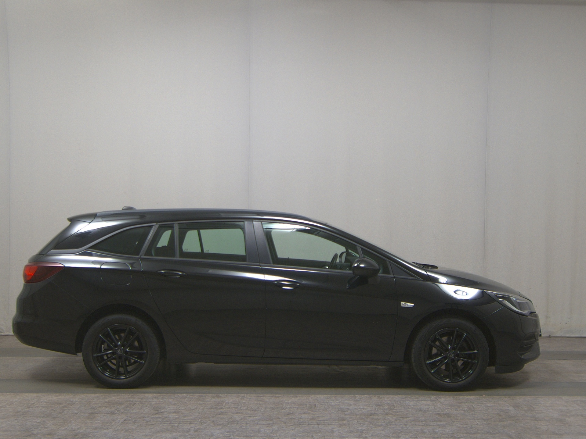 Opel Astra ST 1.5 D Edition Navi PDC SHZ