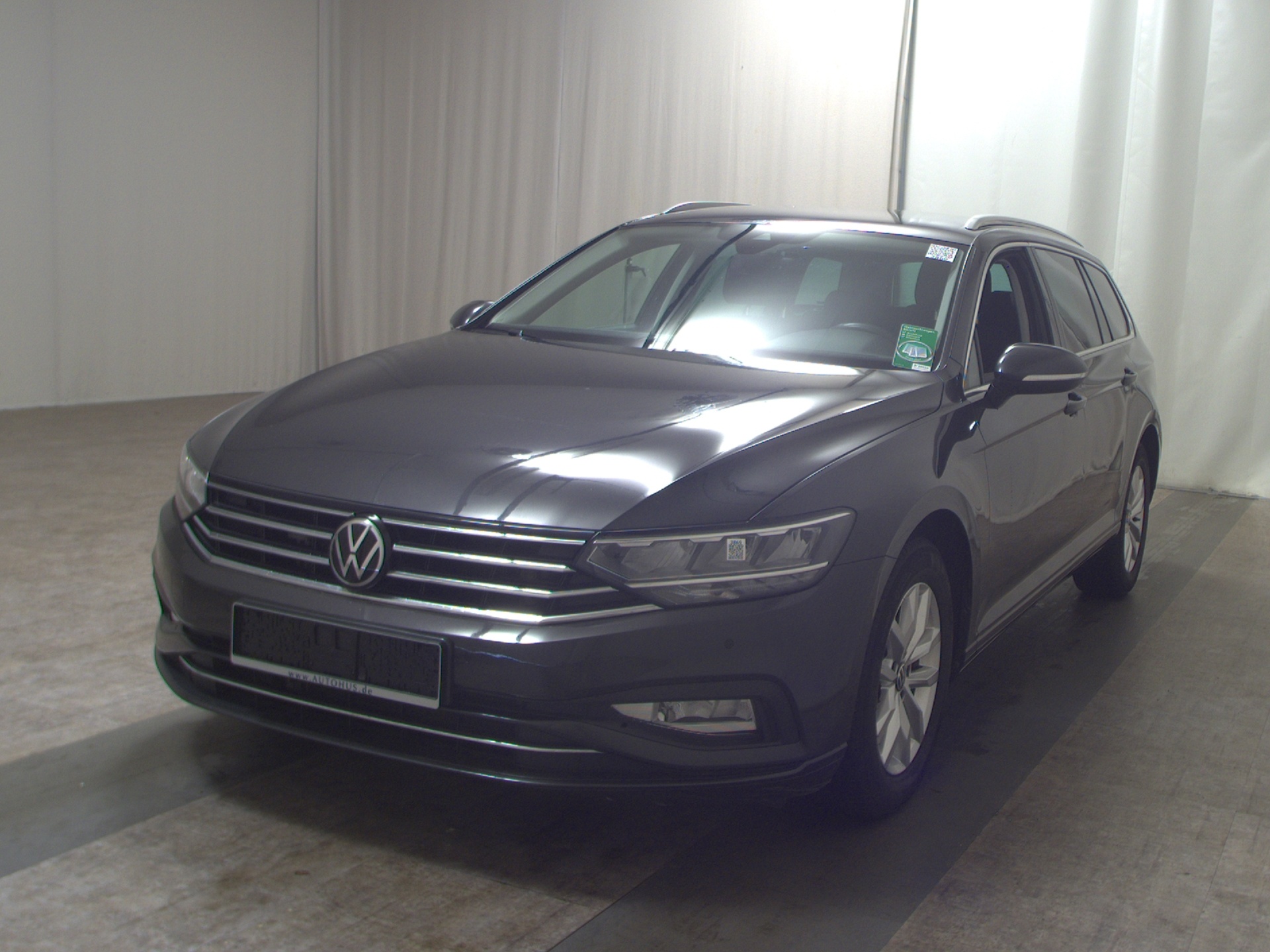 Volkswagen Passat Var. 2.0 TDI Business Navi LED Shz DC RfK 2