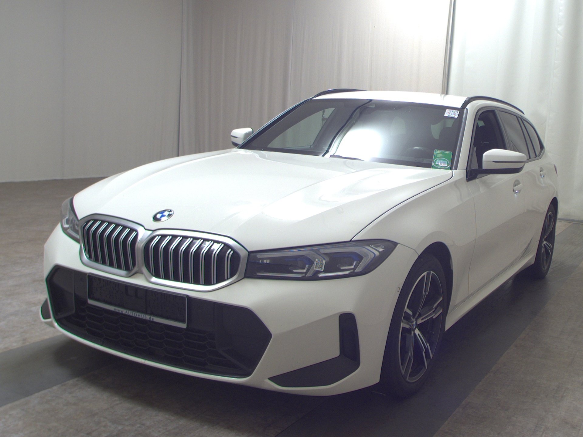 BMW 320dA Touring M-Sport T-Leder Navi LED HuD HiFi 2