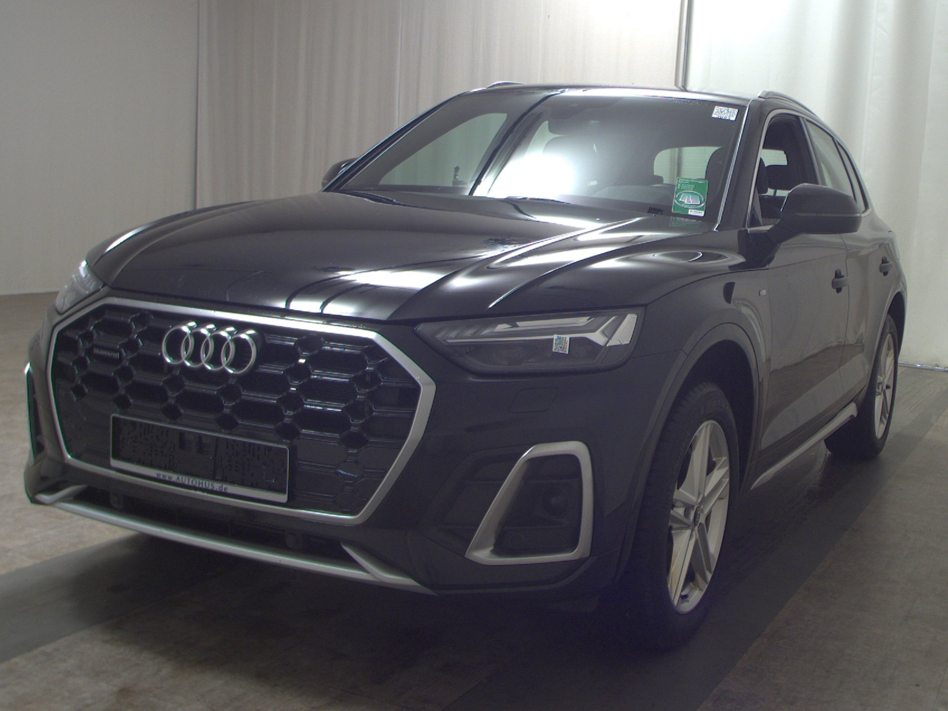 Audi Q5 50 TFSI e Qu. S-Line T-Leder Navi Matrix vc 2
