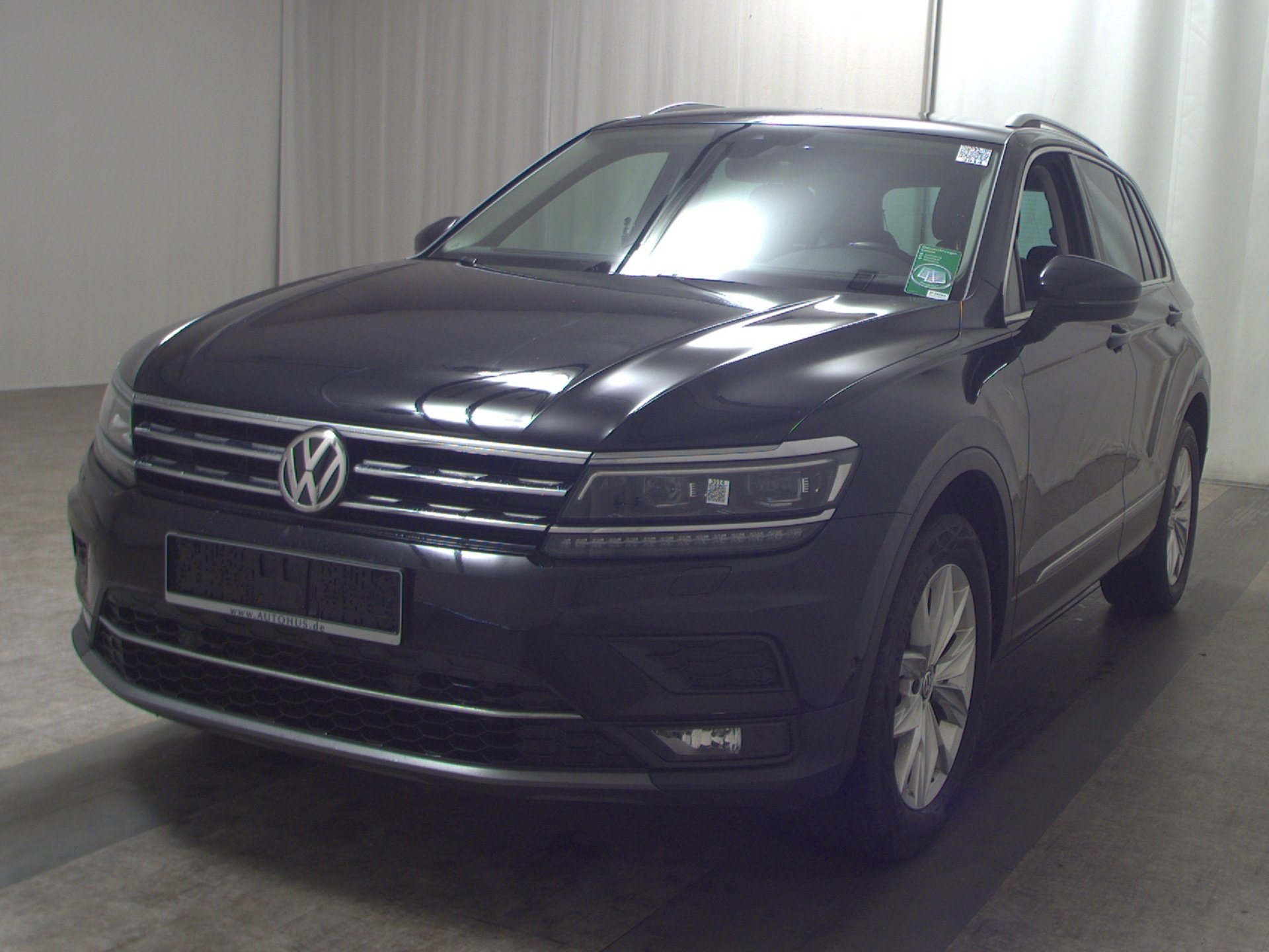 Volkswagen Tiguan 2.0 TDI 4M Highline Navi LED AID Shz ACC 2