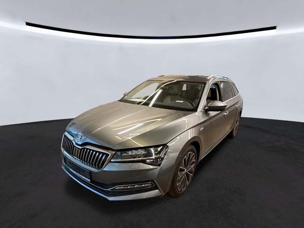 Skoda Superb 2.0 2023