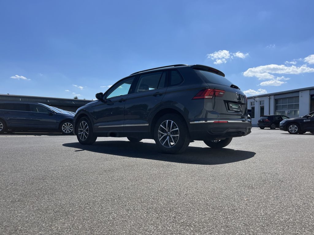 Volkswagen Tiguan 2.0 TDI DSG Life 10