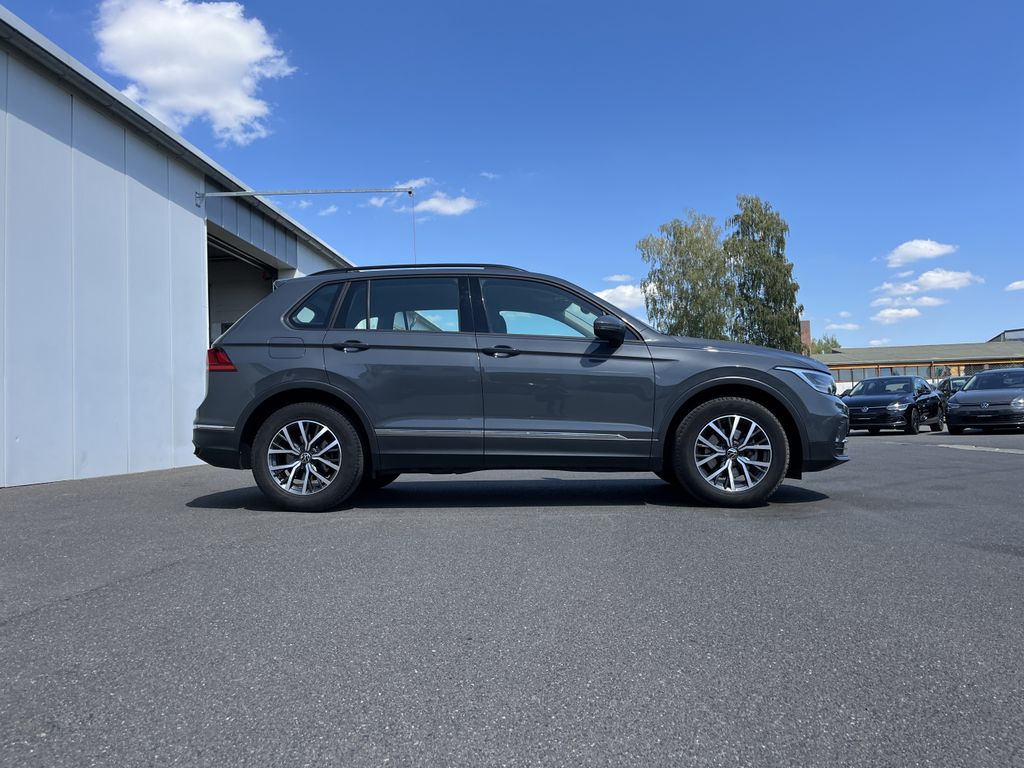 Volkswagen Tiguan 2.0 TDI DSG Life 5
