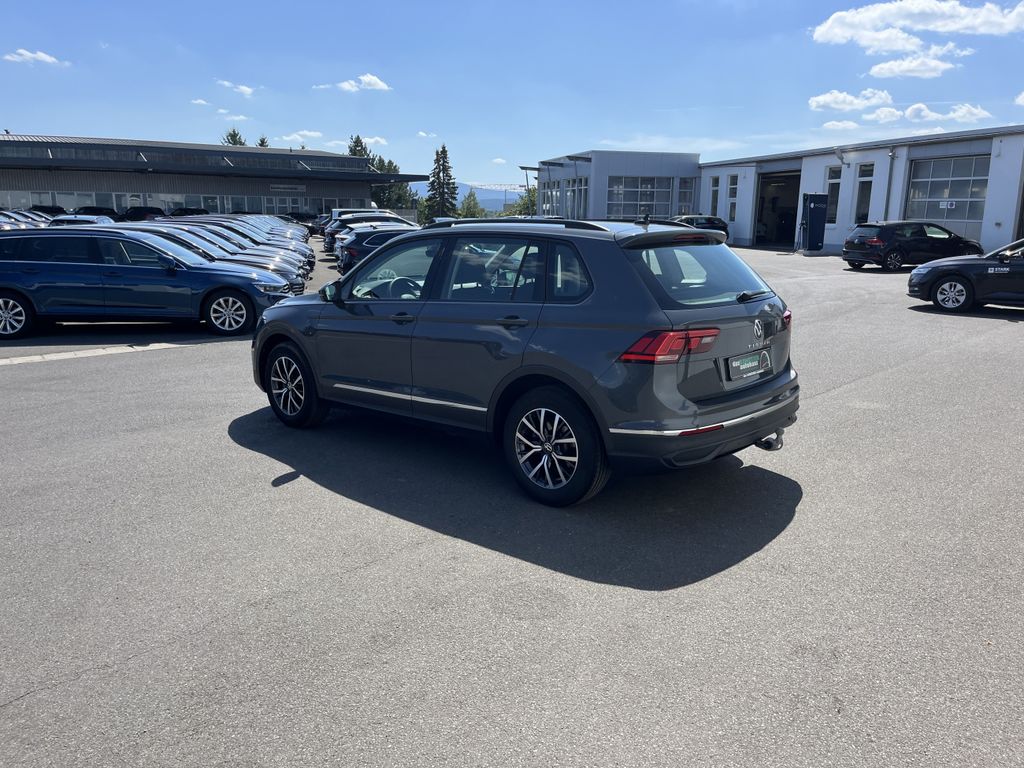 Volkswagen Tiguan 2.0 TDI DSG Life 11