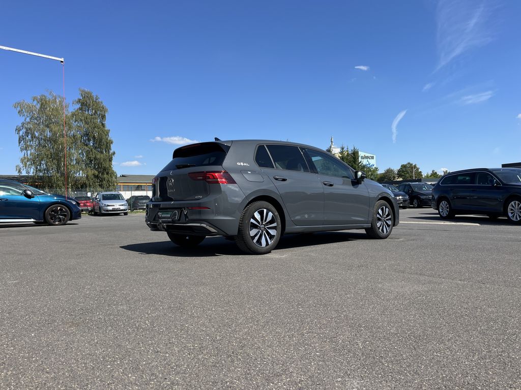 Volkswagen Golf 1.5 TSI DSG Life GOAL 4
