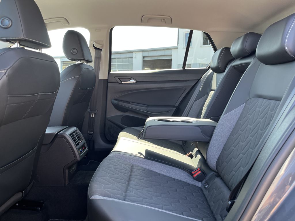 Volkswagen Golf 1.5 TSI DSG Life GOAL 15