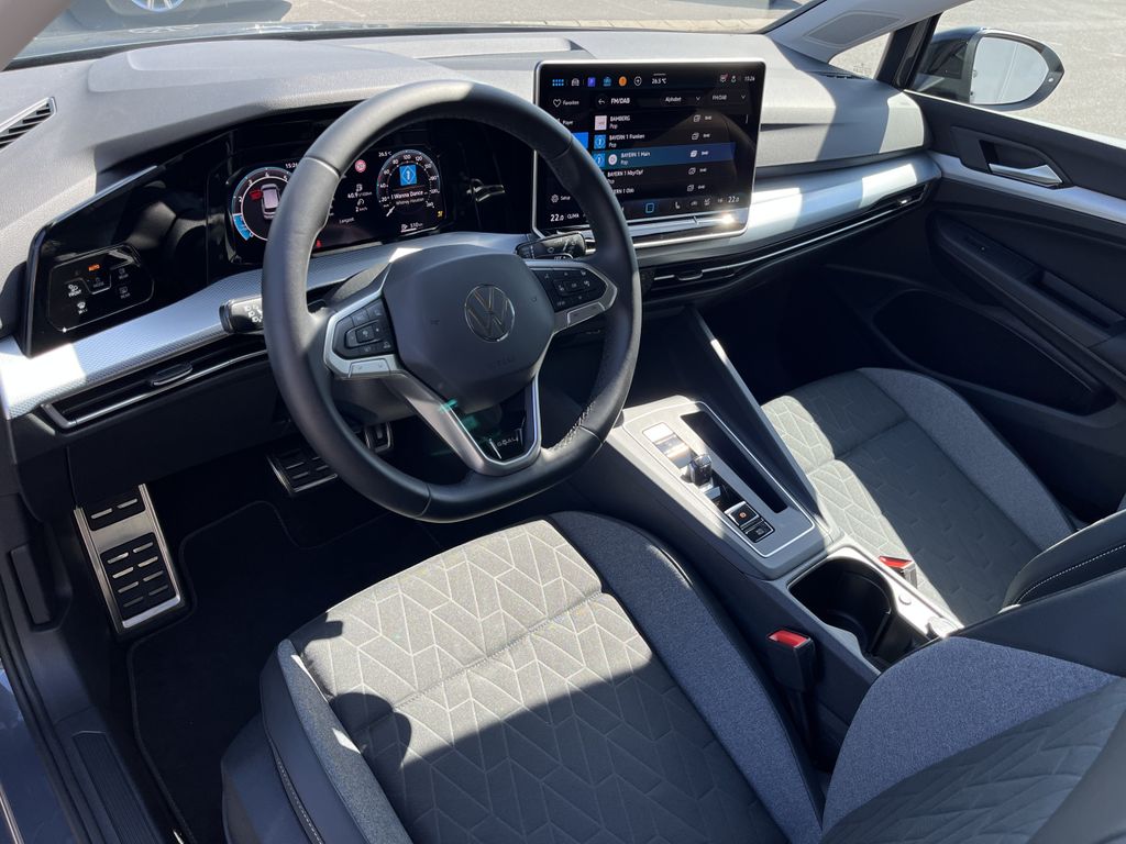 Volkswagen Golf 1.5 TSI DSG Life GOAL 10