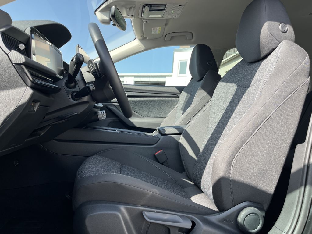 Skoda Superb Combi 2.0 TDI DSG Essence 13