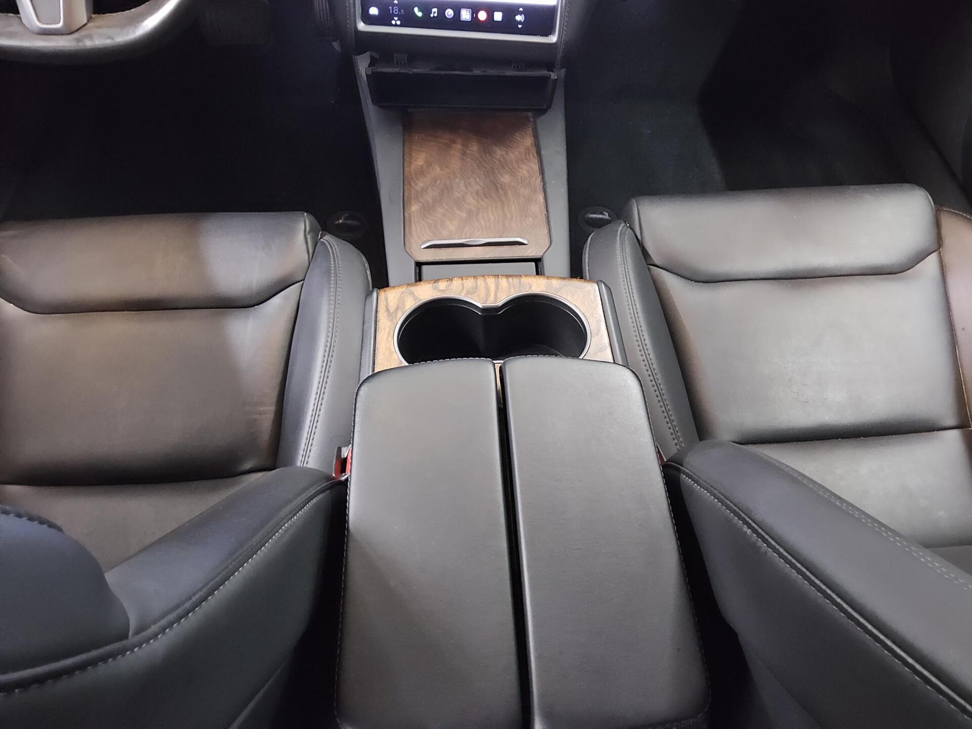 Tesla Model S Maximale-Reichweite Navi LED Pano 360° 6
