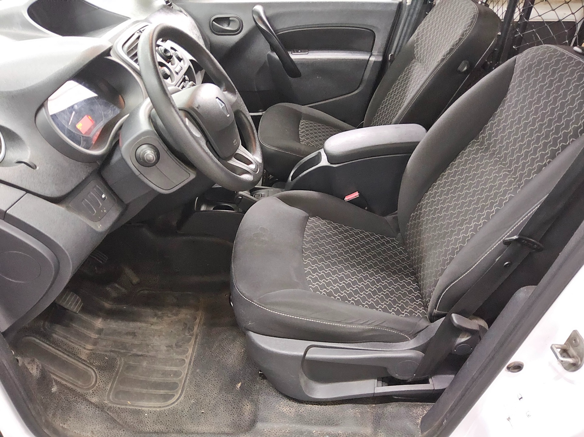 Renault Kangoo 1.5 dCi FAP Klima Ahk 8