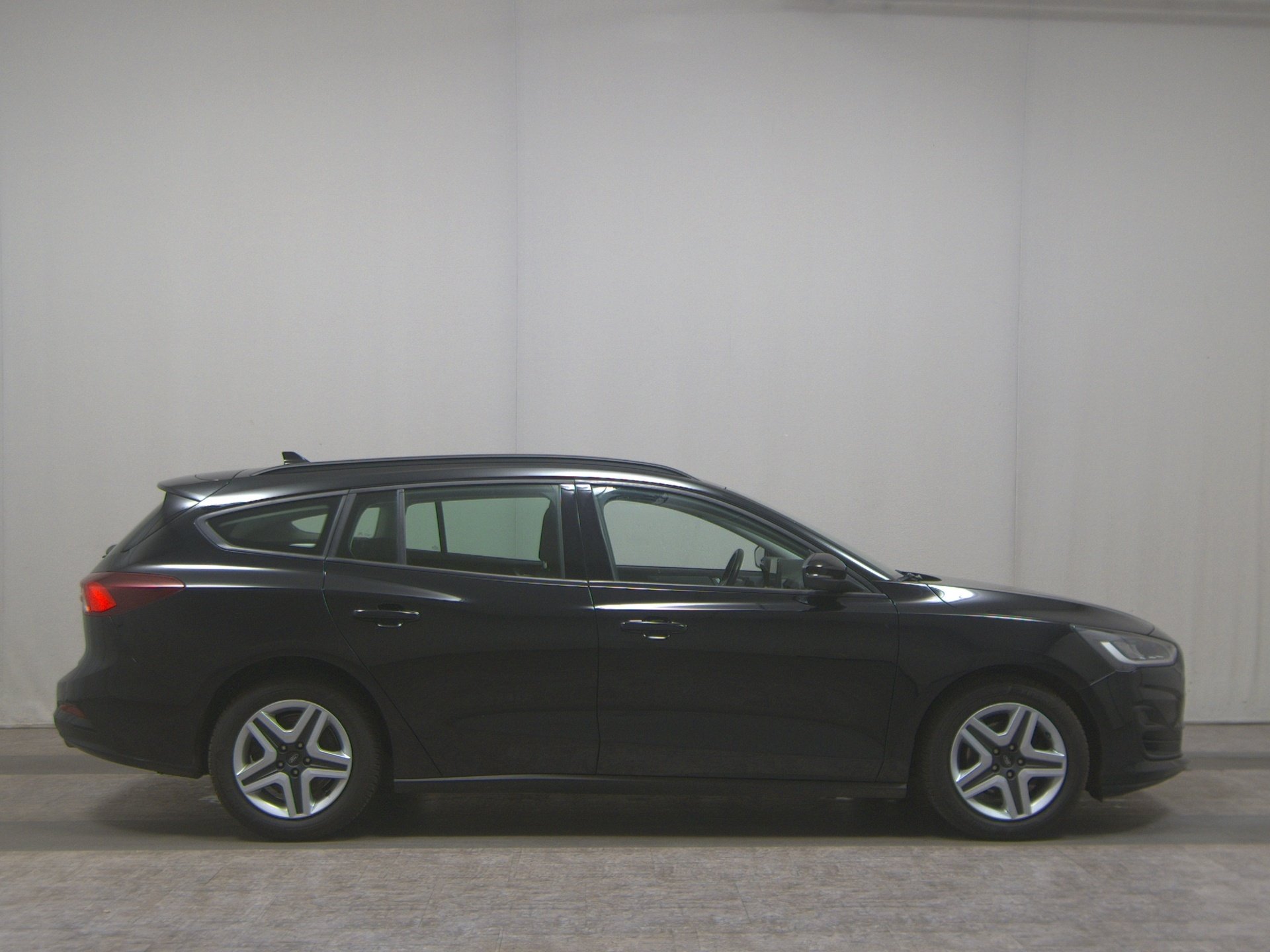 Ford Focus Turnier 1.5 EB Cool&Connect Navi LED DAB