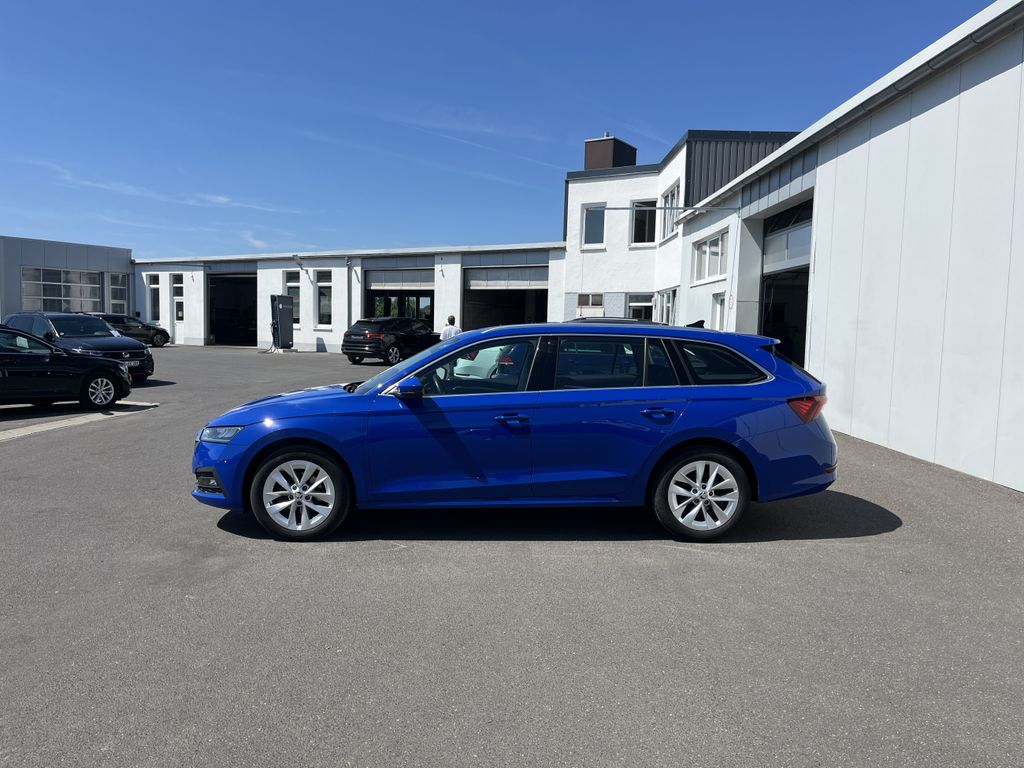 Skoda Octavia Combi 2.0 TDI Style 3