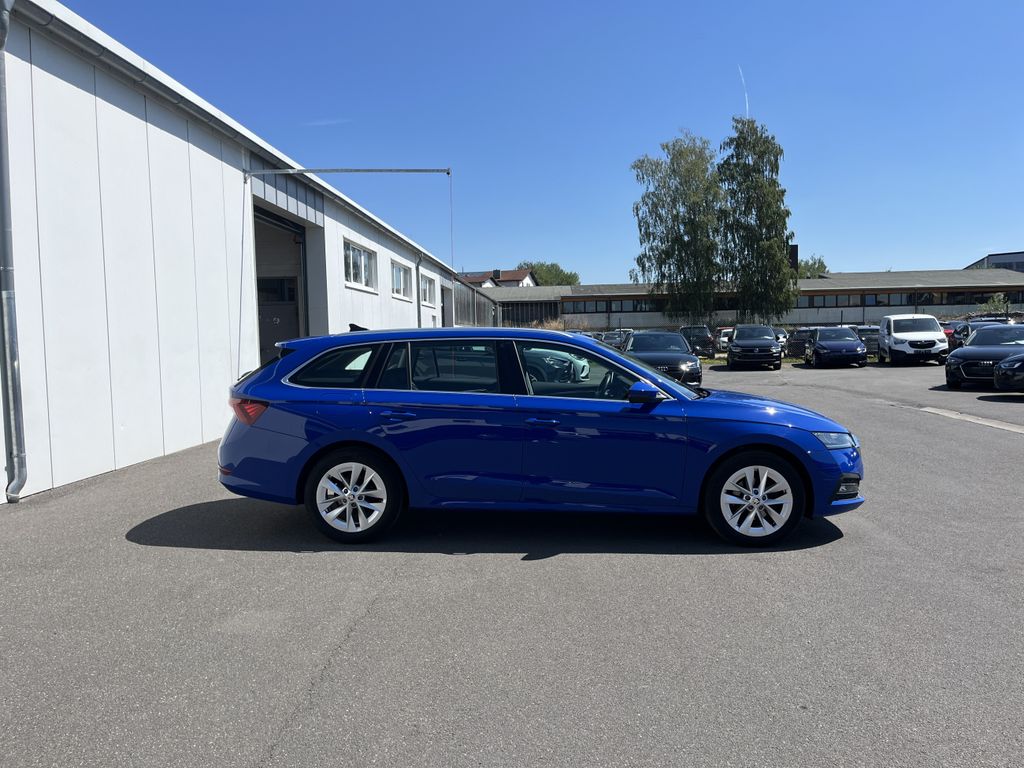 Skoda Octavia Combi 2.0 TDI Style 6