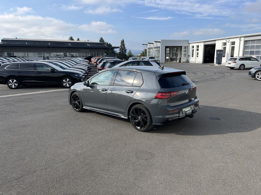 Volkswagen Golf 1.5 TSI DSG R-Line 11