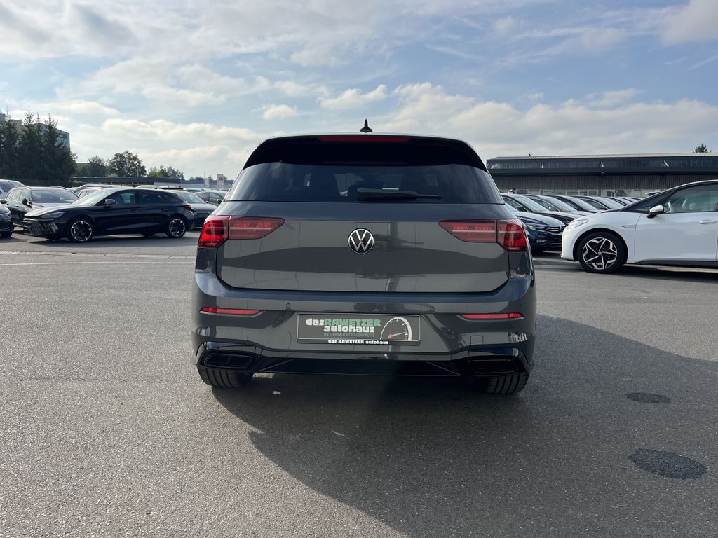 Volkswagen Golf 1.5 TSI DSG R-Line 9
