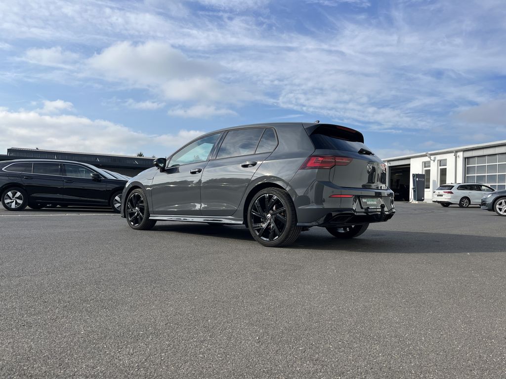 Volkswagen Golf 1.5 TSI DSG R-Line 10