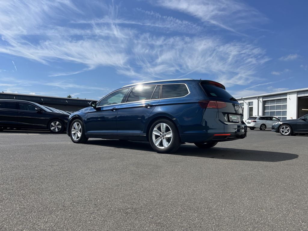 Volkswagen Passat Variant 2.0 TDI DSG R-Line 10
