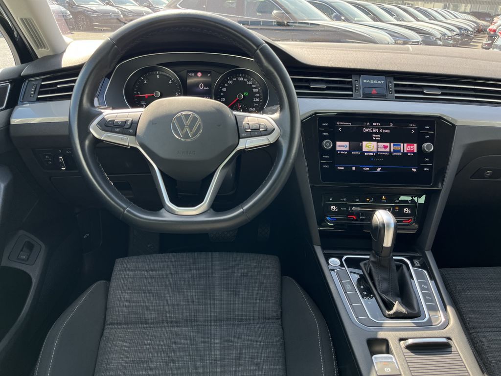 Volkswagen Passat Variant 2.0 TDI DSG R-Line 16