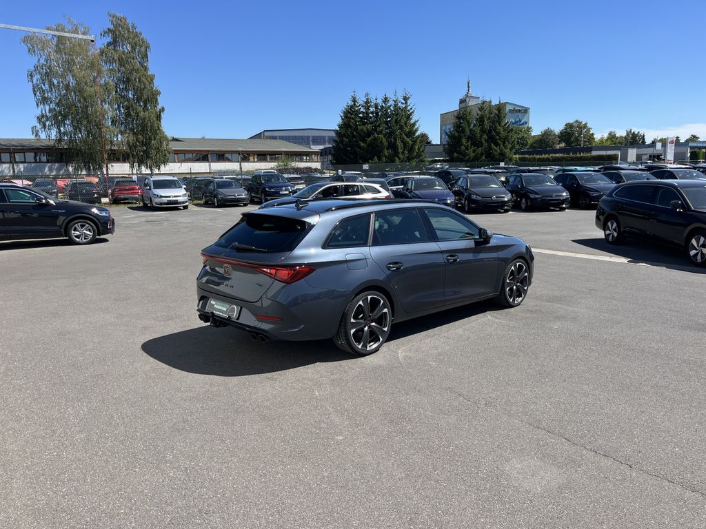 Cupra Leon SP 2.0 TSI DSG 4Drive VZ 8