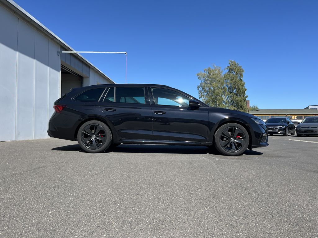 Skoda Octavia Combi 2.0 TDI DSG RS 5