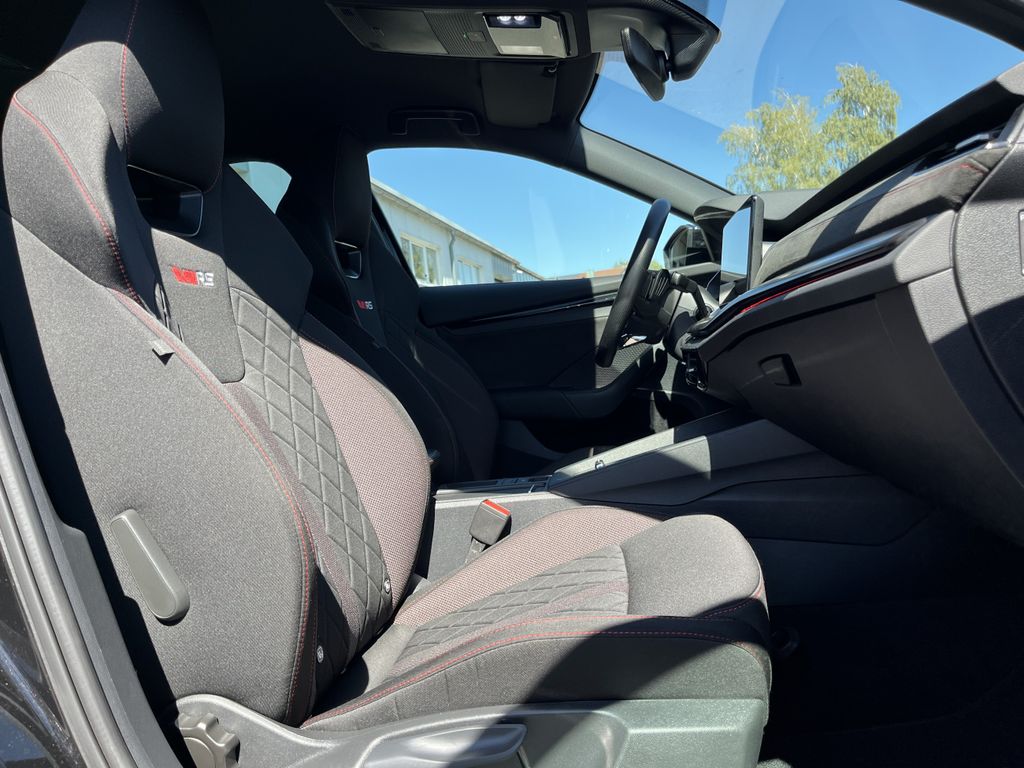 Skoda Octavia Combi 2.0 TDI DSG RS 15