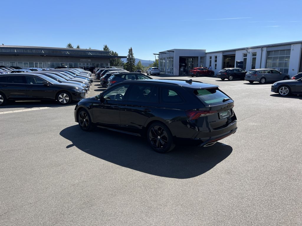 Skoda Octavia Combi 2.0 TDI DSG RS 11