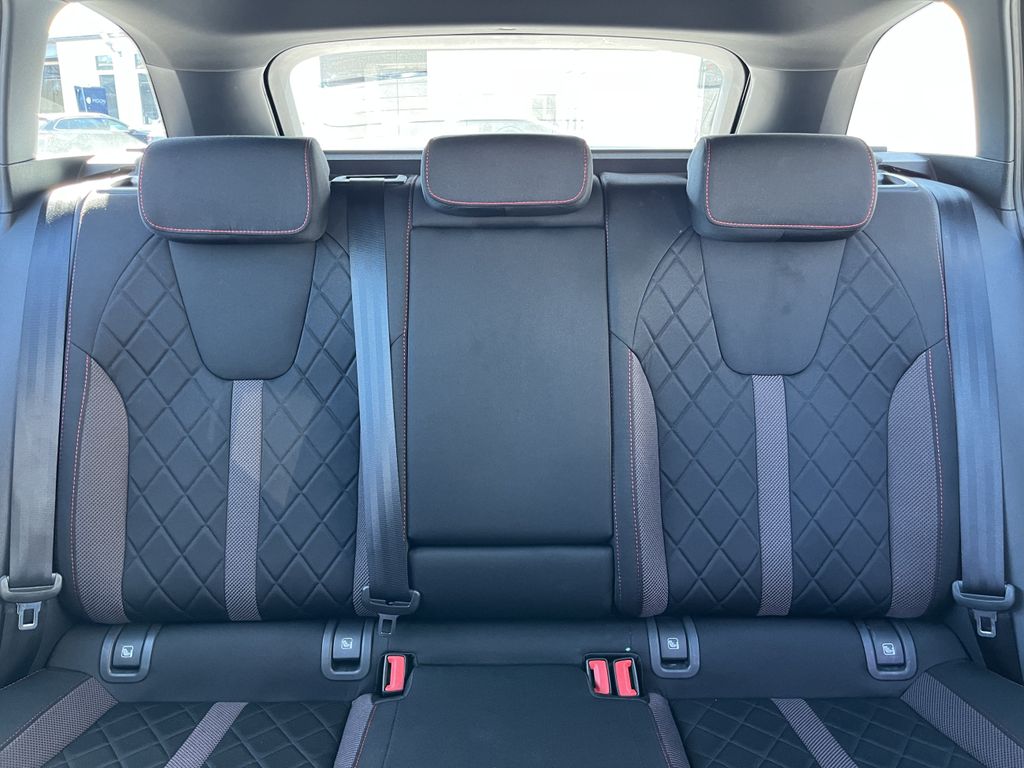 Skoda Octavia Combi 2.0 TDI DSG RS 18