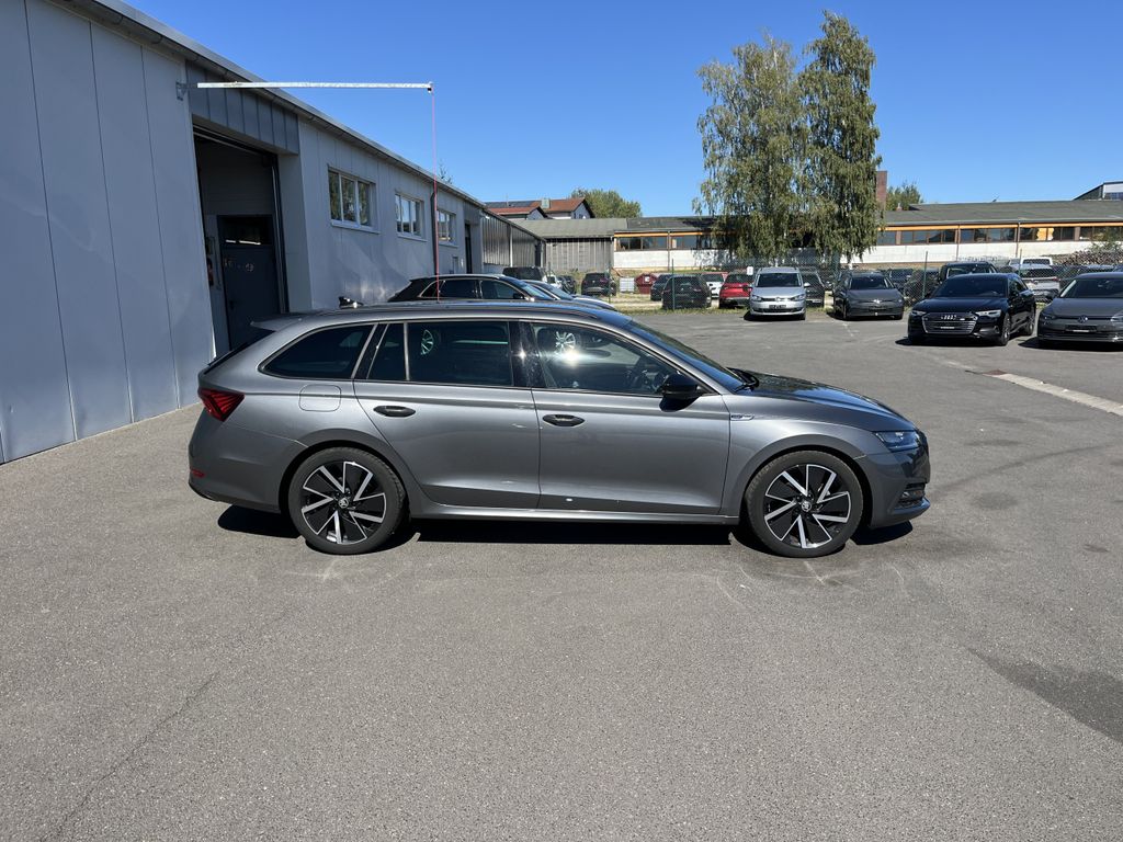 Skoda Octavia Combi 2.0 TDI Sportline 6
