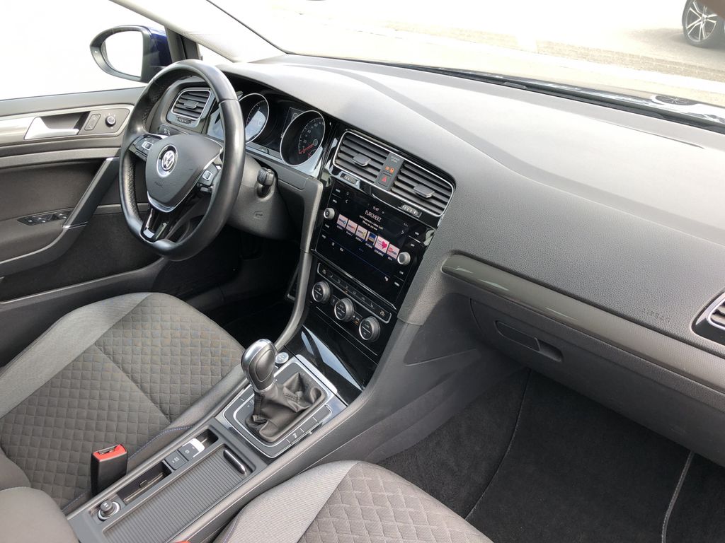 Volkswagen Golf Variant 2.0 TDI DSG Join 12