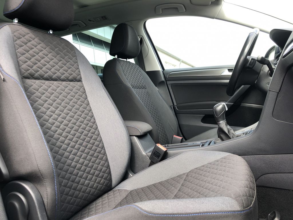 Volkswagen Golf Variant 2.0 TDI DSG Join 13