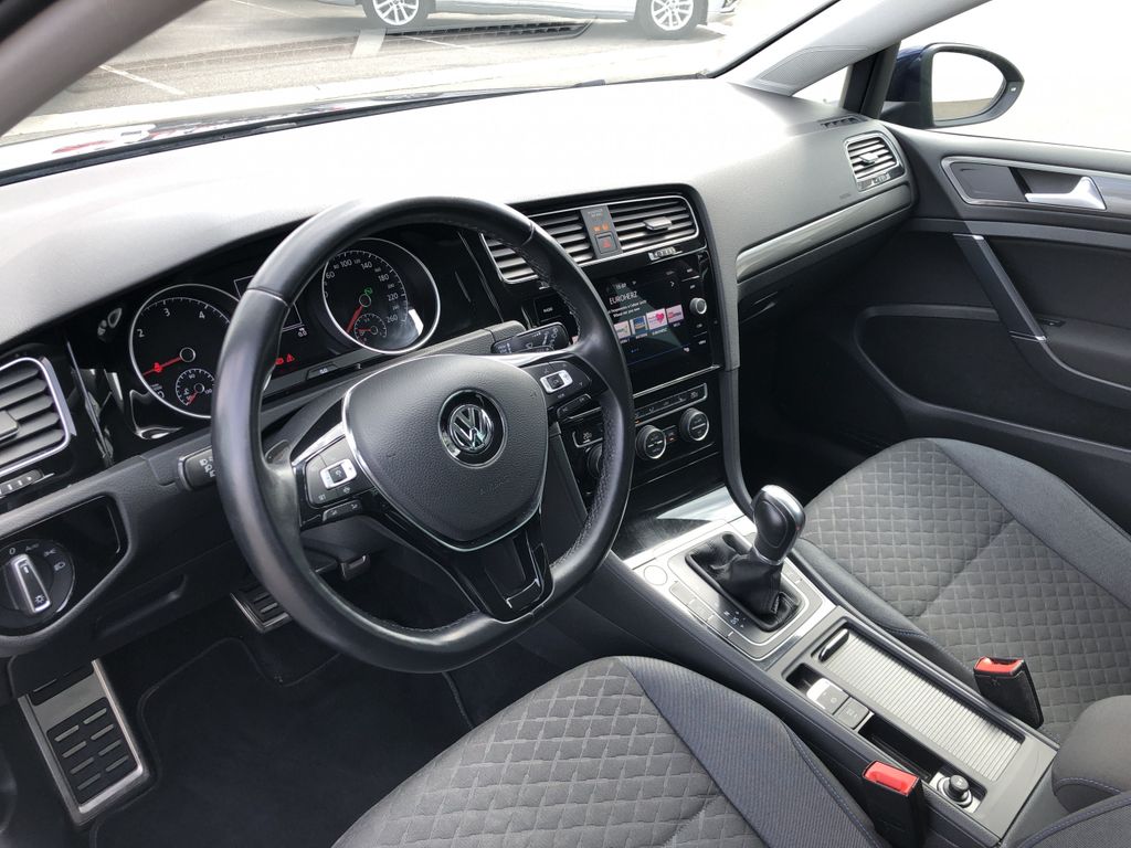 Volkswagen Golf Variant 2.0 TDI DSG Join 10