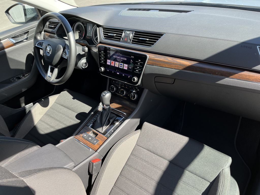 Skoda Superb SCOUT 2.0 TDI DSG 12