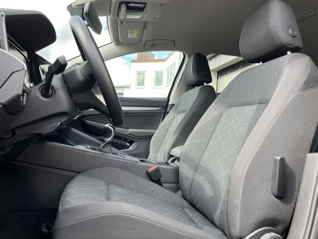Volkswagen Golf Variant 2.0 TDI Life 11