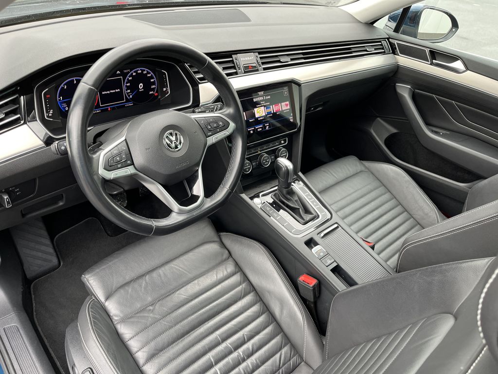 Volkswagen Passat Variant 2.0 TDI DSG Business 10