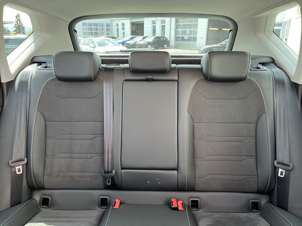 Seat Ateca 2.0 TDI XPERIENCE 17