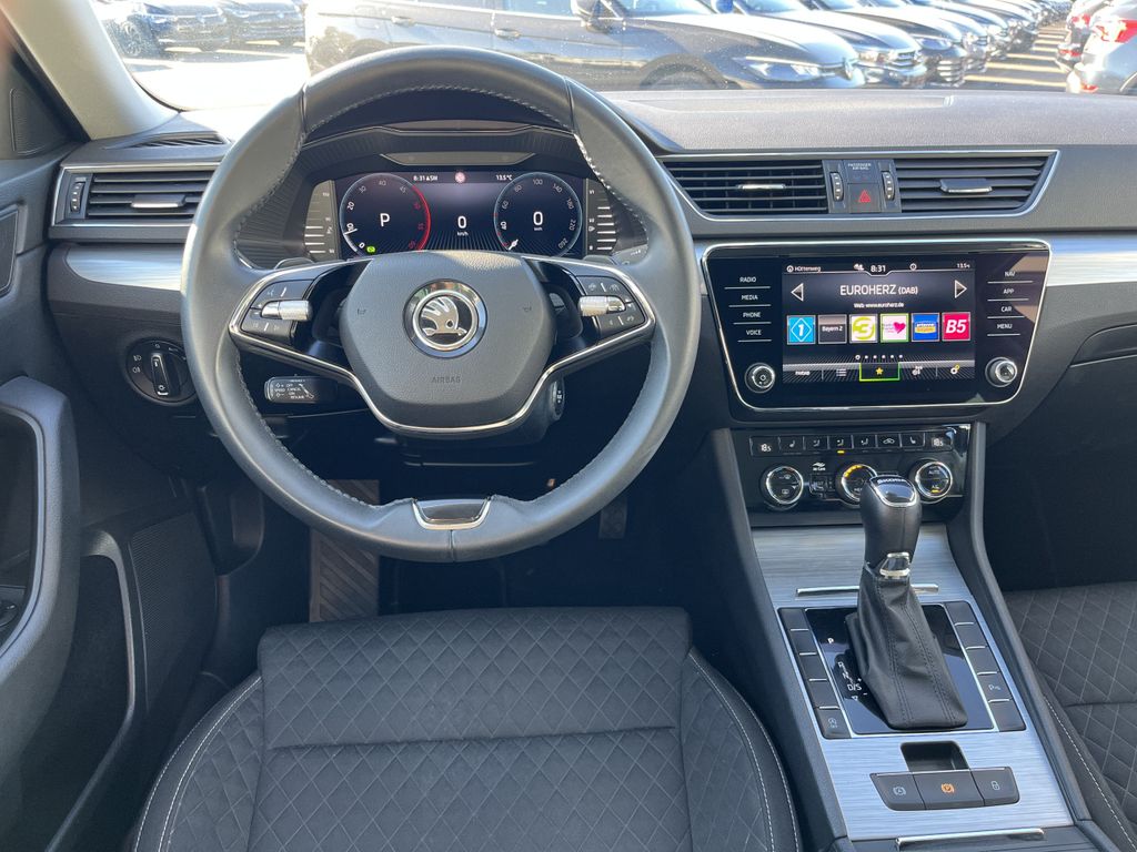 Skoda Superb Combi 2.0 TDI DSG Ambition 16