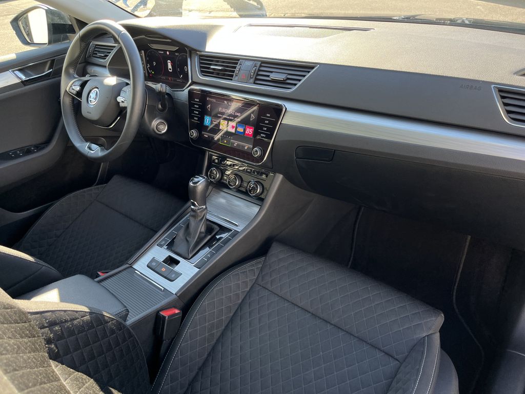Skoda Superb Combi 2.0 TDI DSG Ambition 14