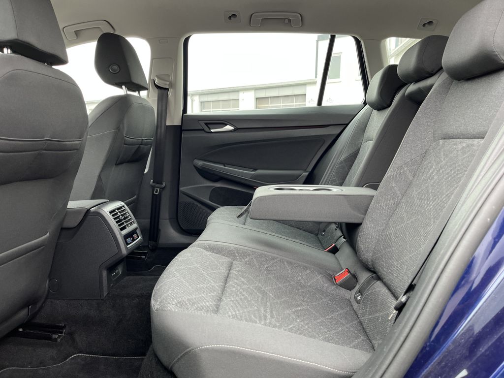Volkswagen Golf Variant 2.0 TDI Life 15