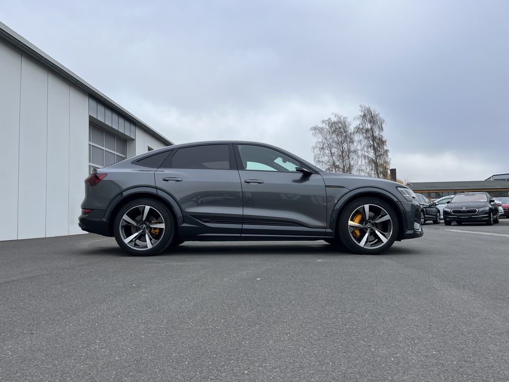 Audi e-tron S Sportback 4