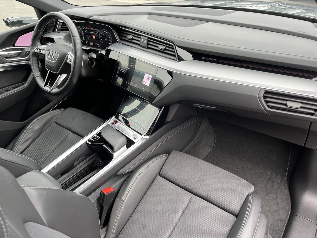 Audi e-tron S Sportback 11