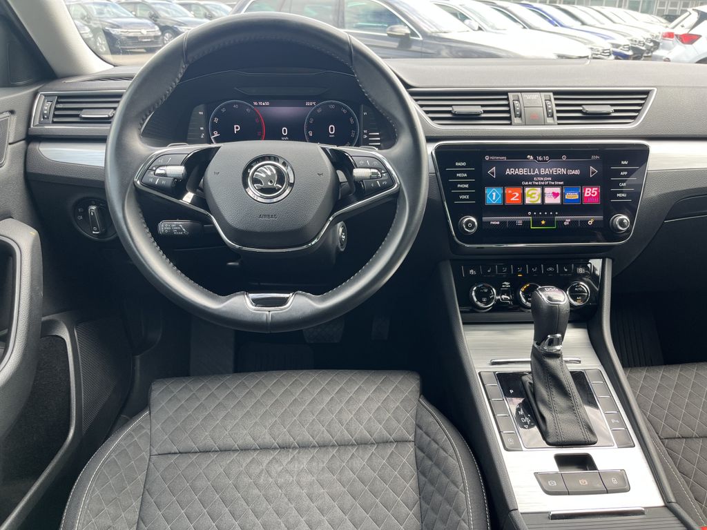 Skoda Superb Combi 2.0 TDI DSG Ambition 15