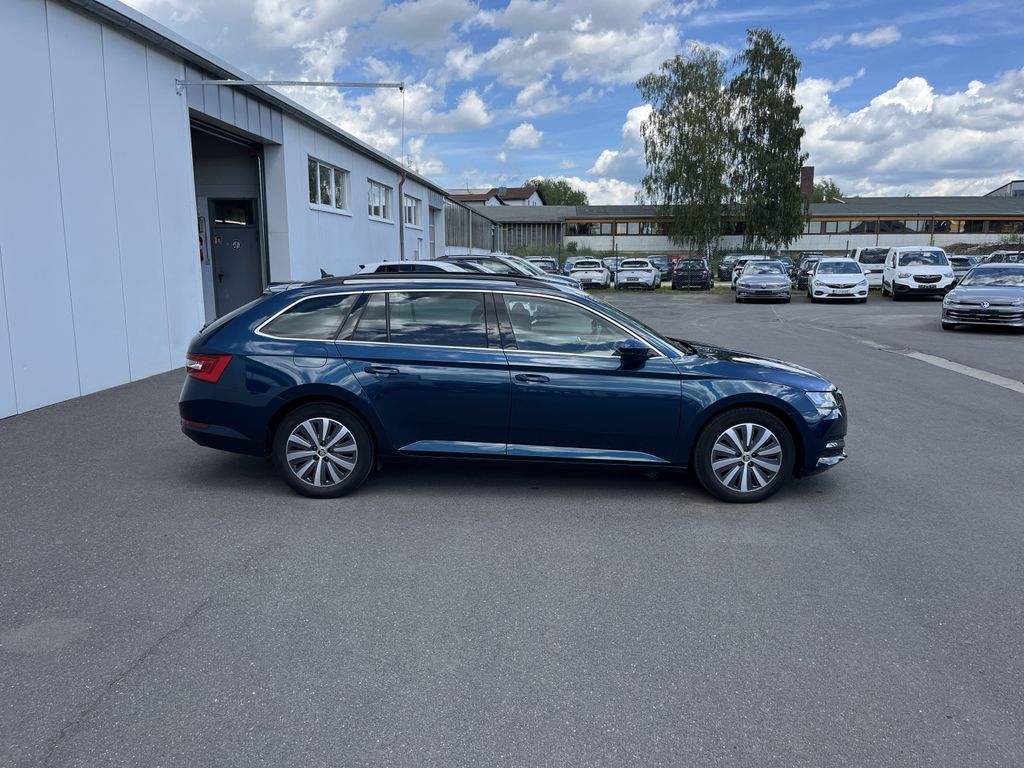 Skoda Superb Combi 2.0 TDI DSG Ambition 6