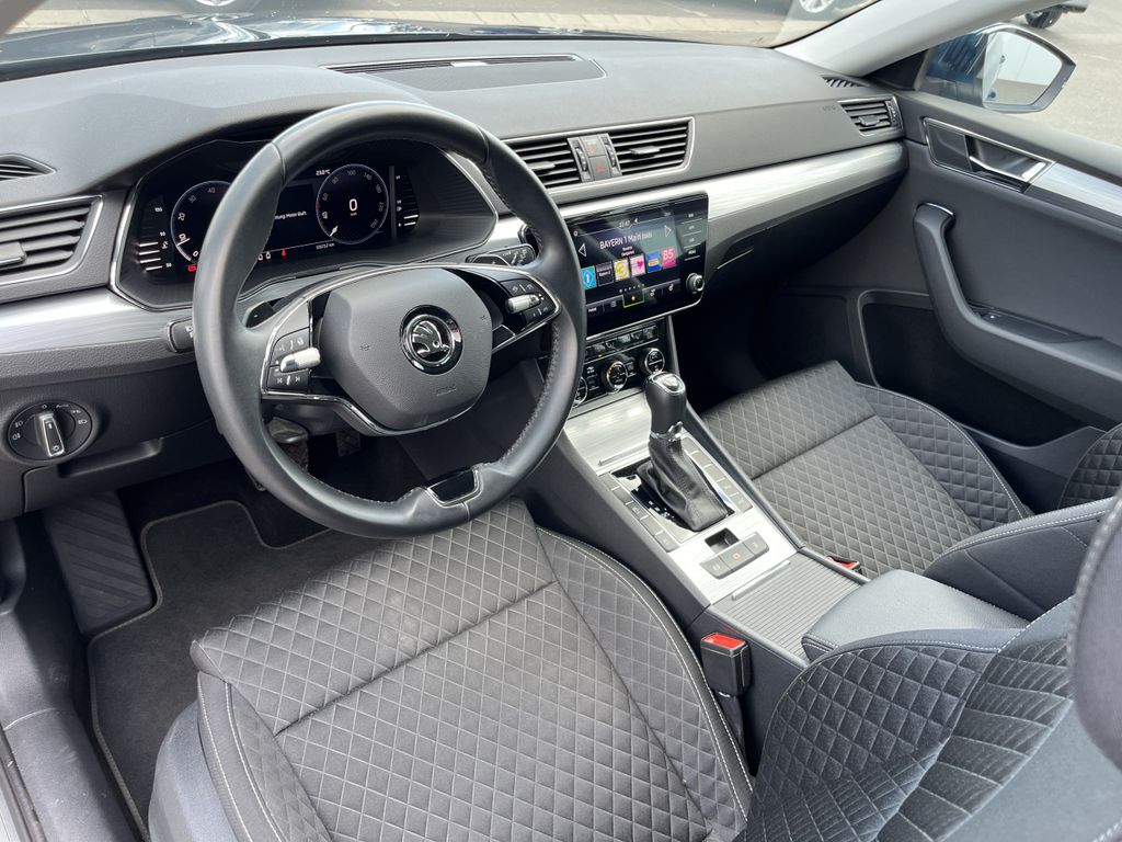 Skoda Superb Combi 2.0 TDI DSG Ambition 11