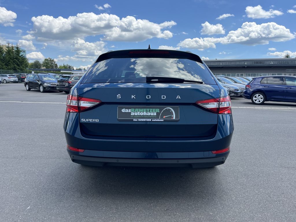 Skoda Superb Combi 2.0 TDI DSG Ambition 8