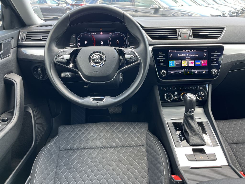 Skoda Superb Combi 2.0 TDI DSG Ambition 15