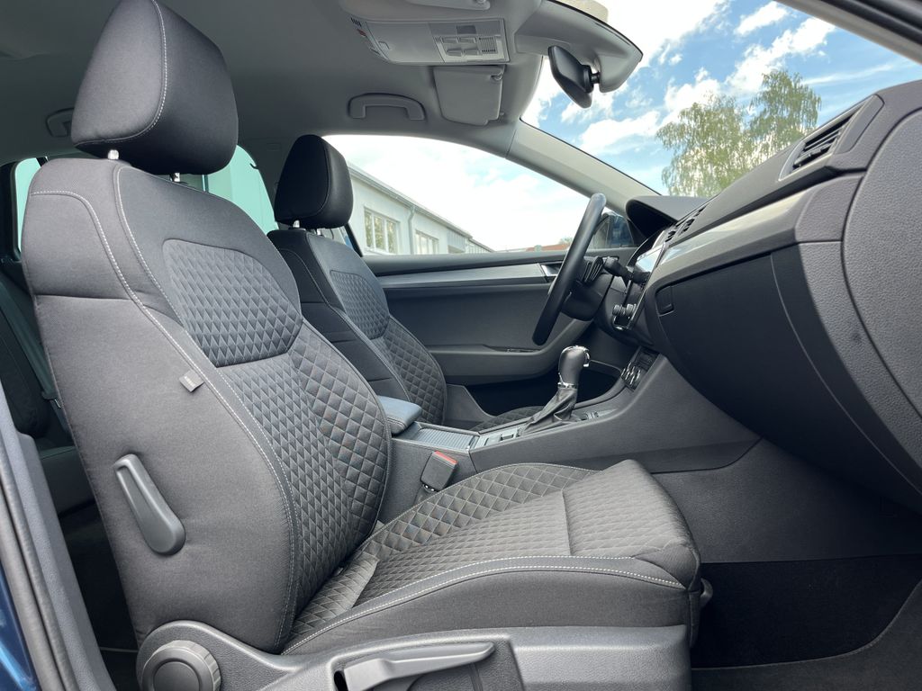 Skoda Superb Combi 2.0 TDI DSG Ambition 14