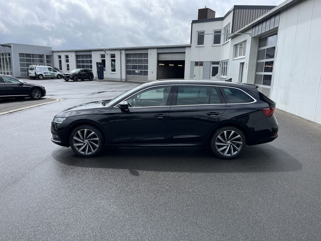 Skoda Octavia Combi 2.0 TDI DSG Style 2
