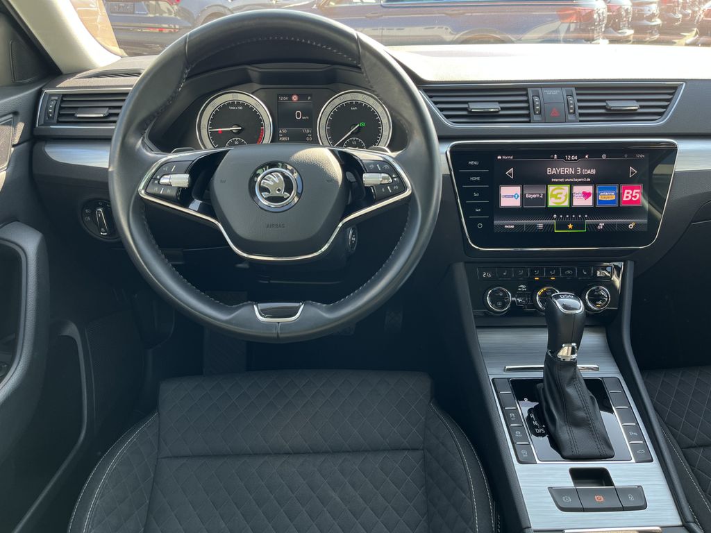 Skoda Superb Combi 2.0 TDI DSG Ambition 14